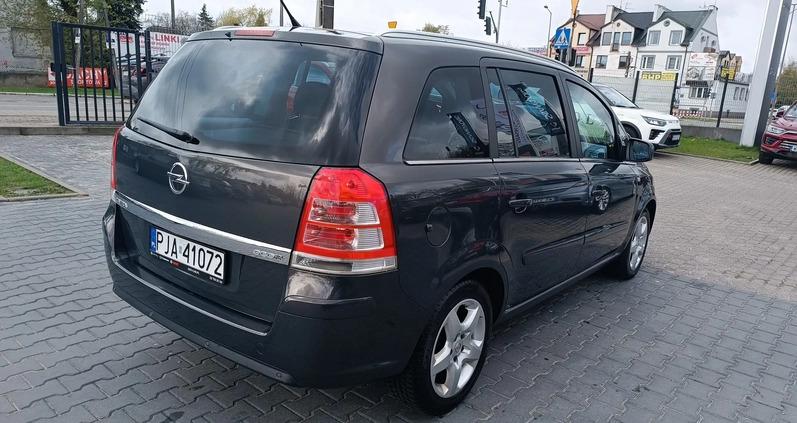 Opel Zafira cena 33900 przebieg: 129100, rok produkcji 2013 z Grybów małe 92